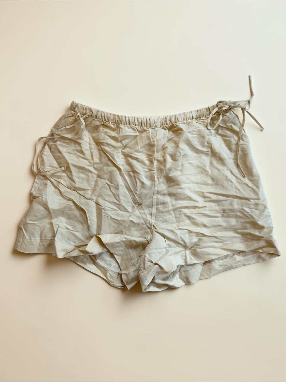 H&M Light Beige High-Waist Lounge Shorts with Drawstring
